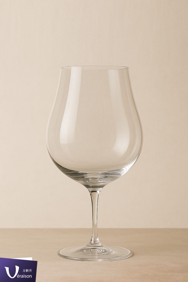 Lightweight Universal Glass – Everyday Elegance